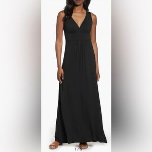 LOVEAPPELLA V-Neck Jersey Maxi Dress